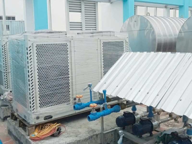Bơm nhiệt nước nóng cho hệ thống nước nóng trung tâm