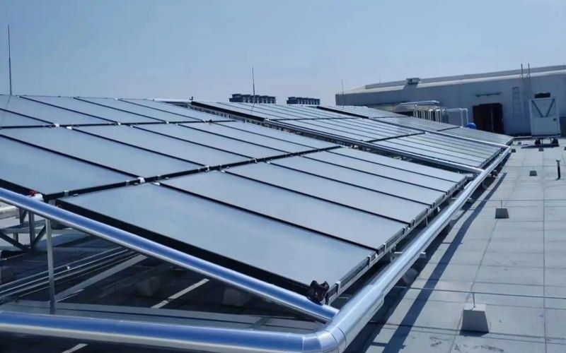 Tấm thu nhiệt của hệ thống nước nóng trung tâm 10.000L