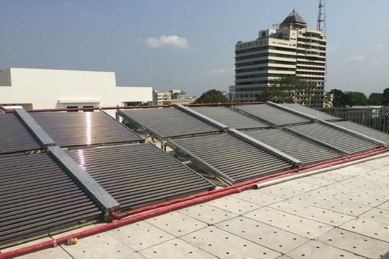 Hệ thống nước nóng năng lượng mặt trời trung tâm cho bệnh viện